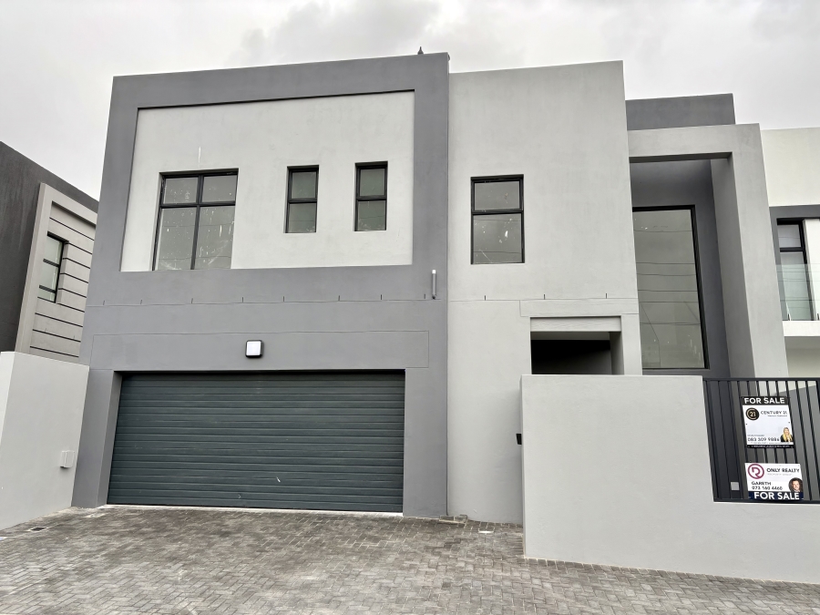 To Let 4 Bedroom Property for Rent in Sandown Western Cape